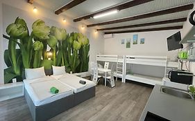 Tutti Apartman