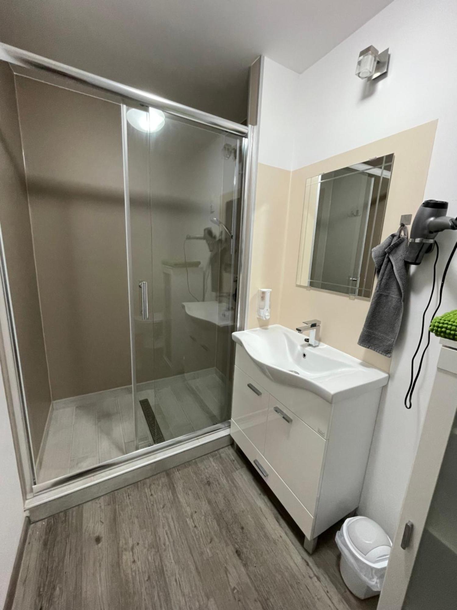 Tutti Apartman Balatonlelle Zewnętrze zdjęcie